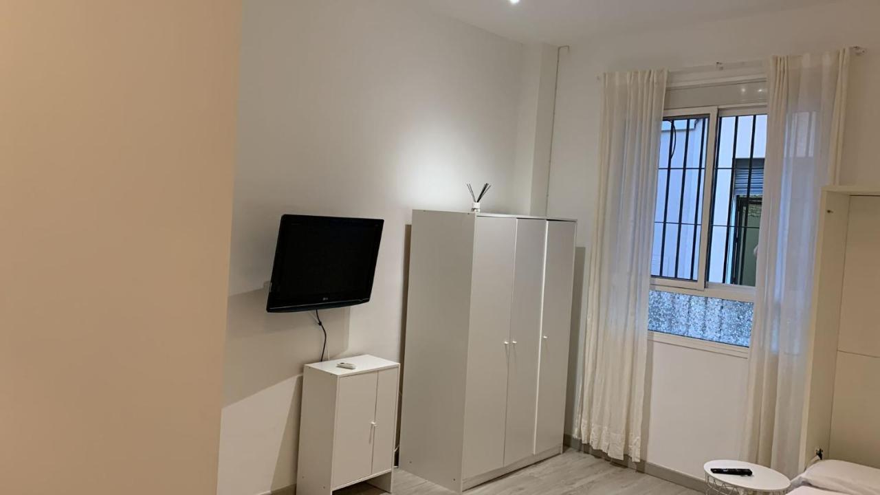 Estupendo Estudio Al Lado De Plaza La Merced Málaga Esterno foto