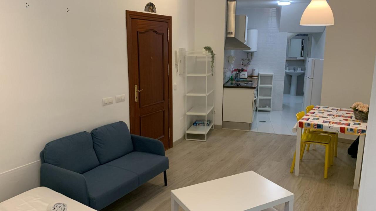 Estupendo Estudio Al Lado De Plaza La Merced Málaga Esterno foto